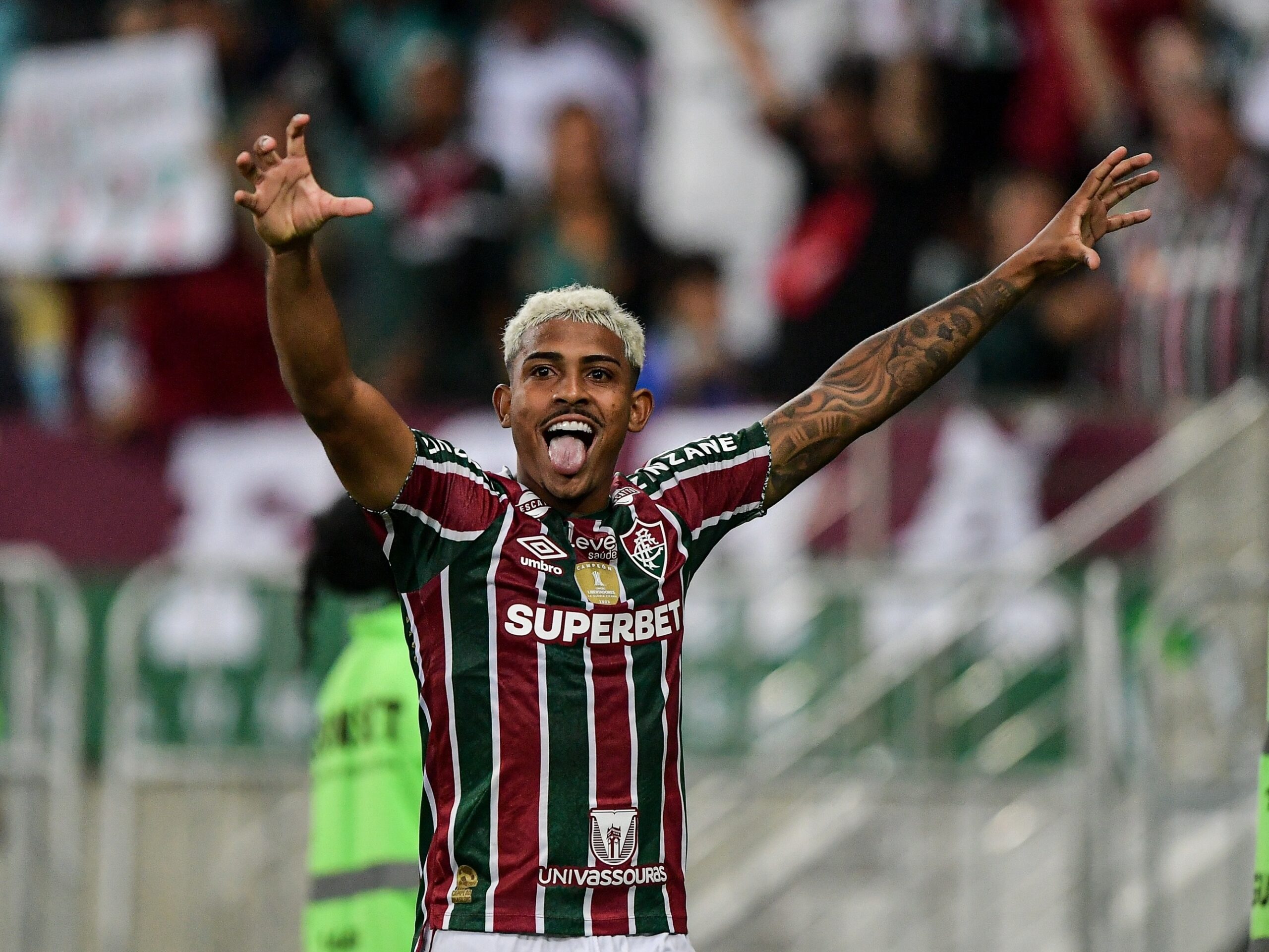 Em jogo frenético, Fluminense vira, vence o Alianza Lima e avança invicto na Libertadores