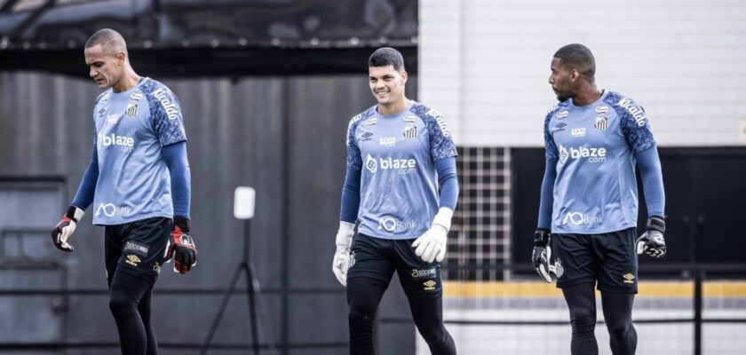 Fábio Carille escolhe Diógenes como goleiro titular no próximo jogo do Santos