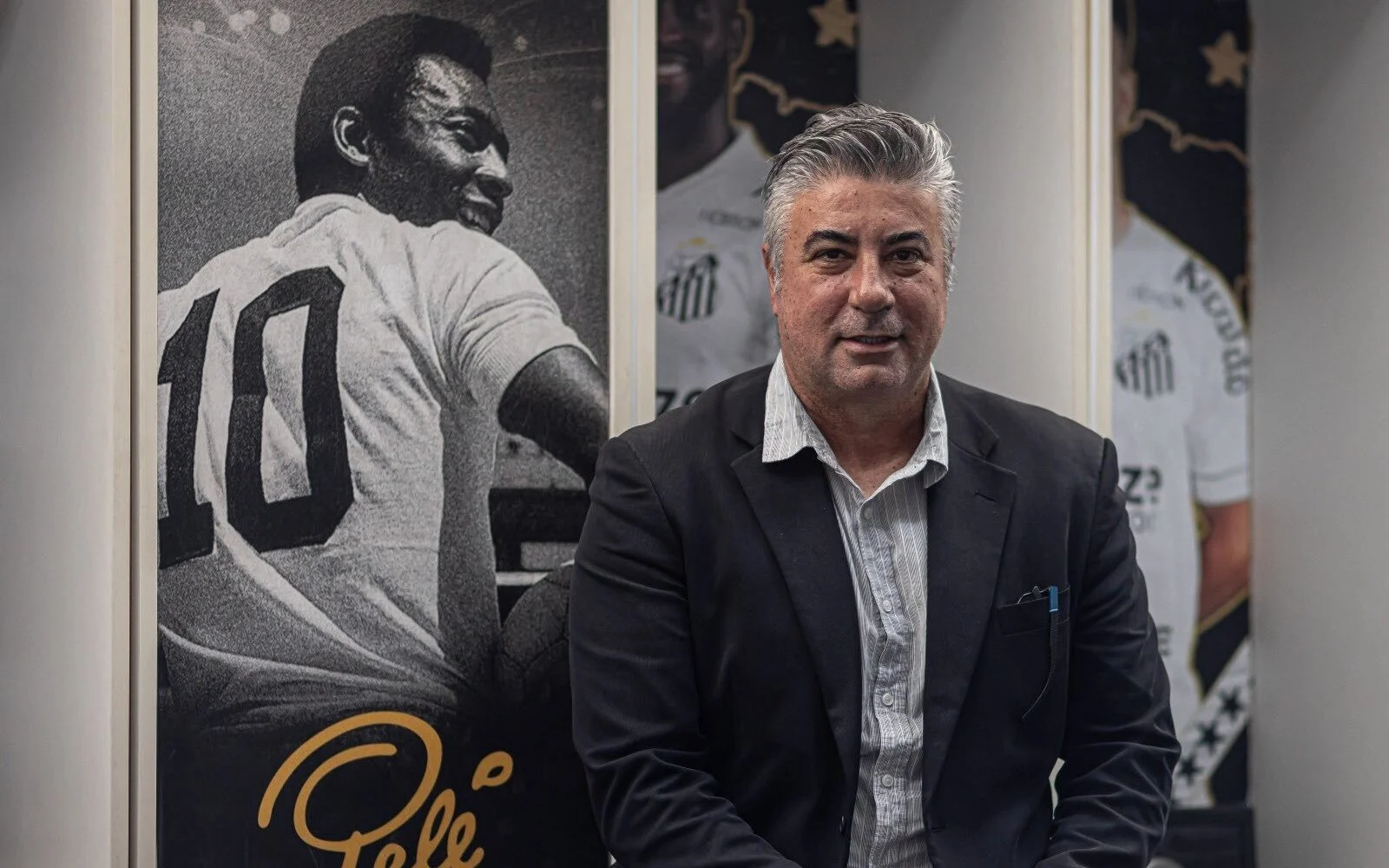 <div>Atitude de Gallo não 'cai bem' em sorteio do Paulistão e deve causar saída imediata do Santos</div>