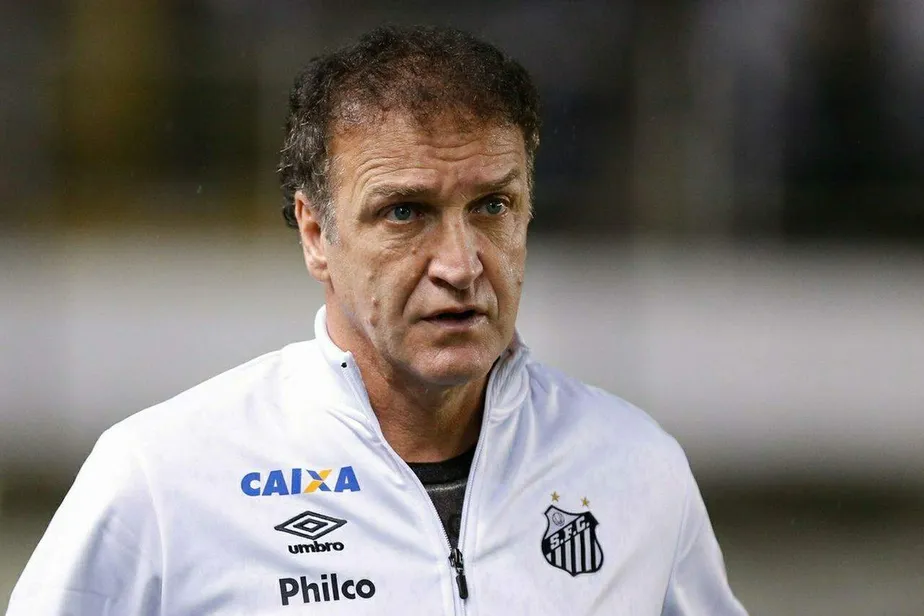 Cuca fecha com o Santos e retorno do técnico só depende de um motivo